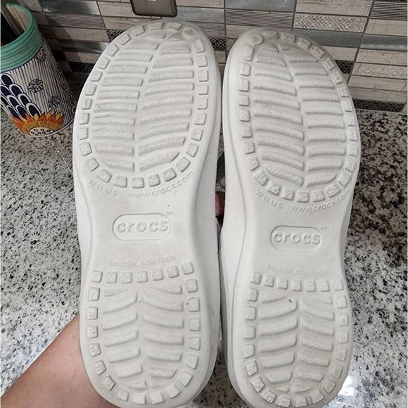 Crocs women's floral‎ slides sandals flip flops size 9 - Picture 2 of 5